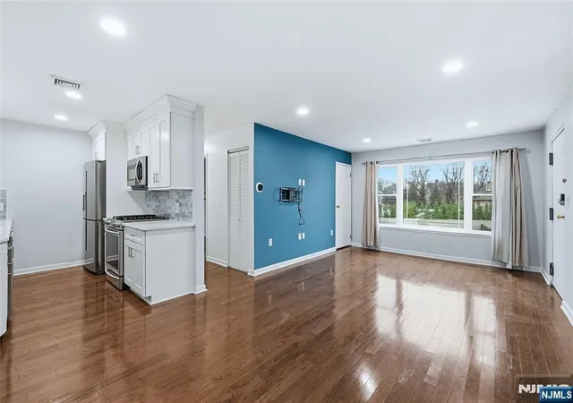 Photo 3 of Condo for sale at 253 Park Ave #305, Rutherford, NJ 07070 | MLS# 26033939 | Listing updated on 2026-09-18