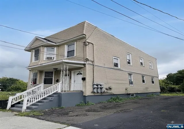 Photo 3 of Multi family home for sale at 363 S 20th Street, Newark, NJ 07103 | MLS# 26033949 | Listing updated on 2026-09-08