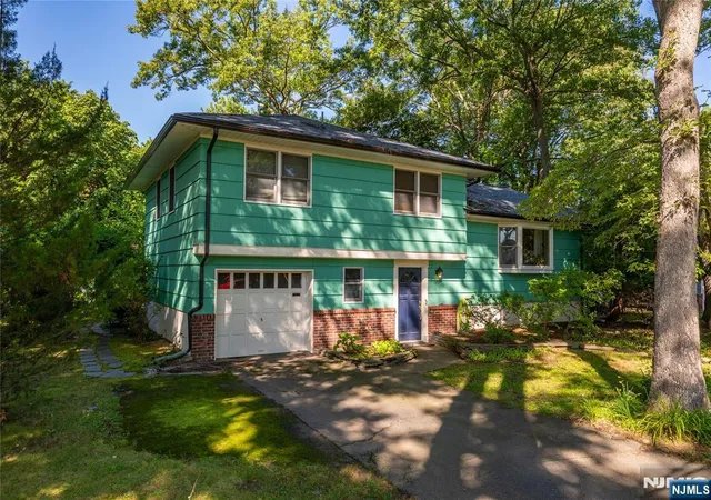Photo 1 of Sale Pending at 175 Riverdale St, Hillsdale, NJ 07642 | MLS# 26033963 | Listing updated on 2026-10-13