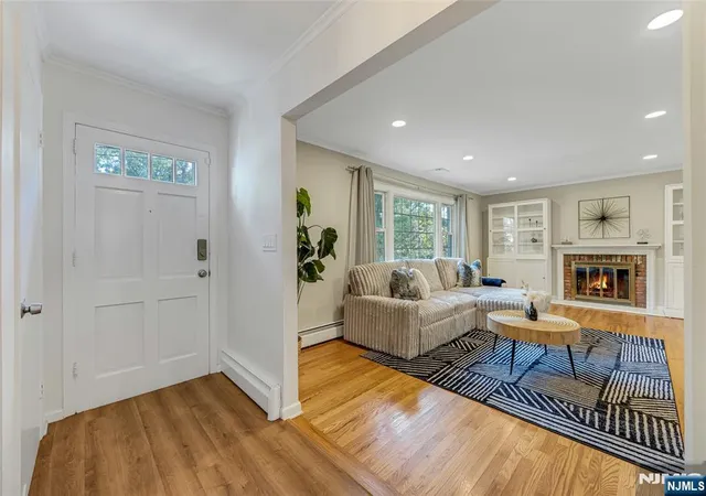 Photo 4 of Single family home for sale at 9 Edgewood Ave, West Orange, NJ 07052 | MLS# 26033968 | Listing updated on 2026-09-20