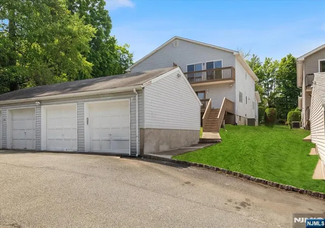 Photo 25 of Condo for sale at 222 Eagle Rock Ave, Roseland, NJ 07068 | MLS# 26033982 | Listing updated on 2026-09-09