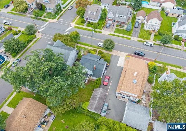 Photo 3 of Sale Pending at 326 Rea Ave, Hawthorne, NJ 07506 | MLS# 26034020 | Listing updated on 2026-09-19
