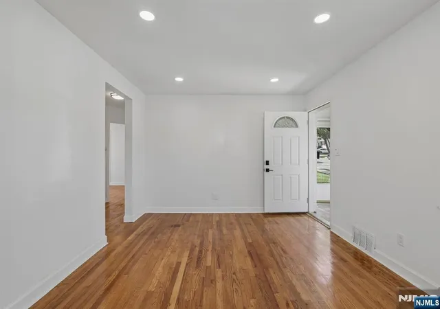 Photo 3 of Single family home for sale at 75 Emerson St, Clifton, NJ 07013 | MLS# 26034034 | Listing updated on 2026-09-12