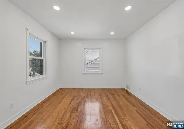 Photo 3 of Single family home for sale at 75 Emerson St, Clifton, NJ 07013 | MLS# 26034034 | Listing updated on 2026-10-04