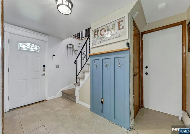 Photo 4 of House for sale at 33 Van Buren Ave, Westwood, NJ 07675 | MLS# 26034064 | Listing updated on 2026-09-16