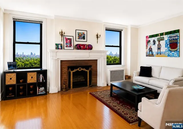 Photo 3 of Condo for sale at 375 Mount Prospect #7DE, Newark, NJ 07104 | MLS# 26034065 | Listing updated on 2026-09-13