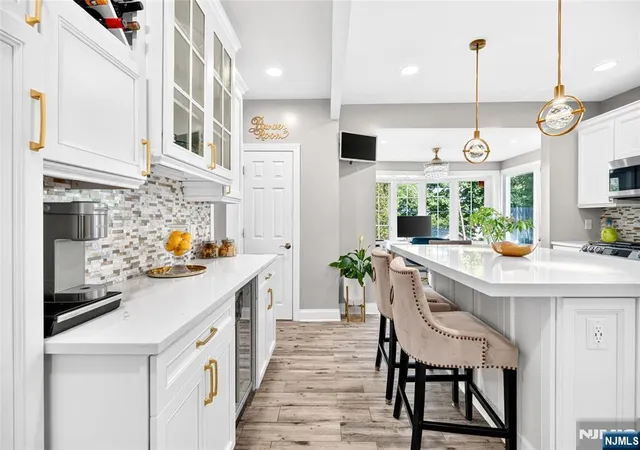 Photo 2 of Sale Pending at 39 Overlook Ave, West Orange, NJ 07052 | MLS# 26034110 | Listing updated on 2026-10-13