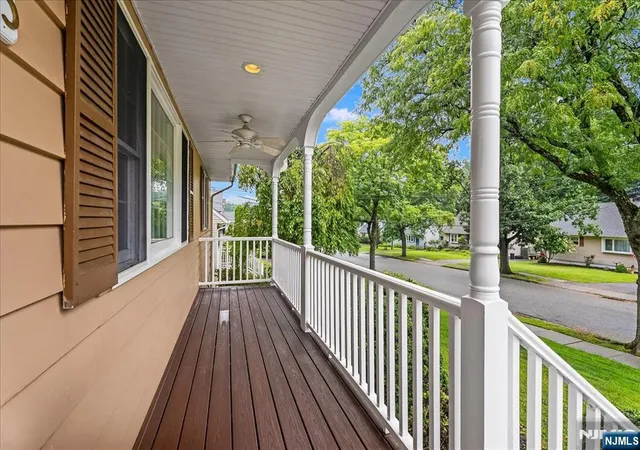 Photo 3 of Sale Pending at 15 Oak Ln, Verona, NJ 07044 | MLS# 26034132 | Listing updated on 2026-09-18