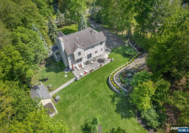 Photo 1 of Sale Pending at 15 Mill Crk Rd, Sparta, NJ 07871 | MLS# 26034138 | Listing updated on 2026-09-30