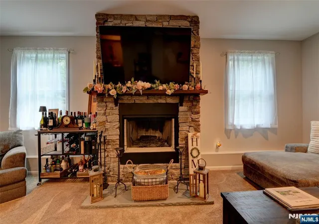 Photo 2 of Single family home for sale at 64 Grove St, Oakland, NJ 07436 | MLS# 26034140 | Listing updated on 2026-10-13