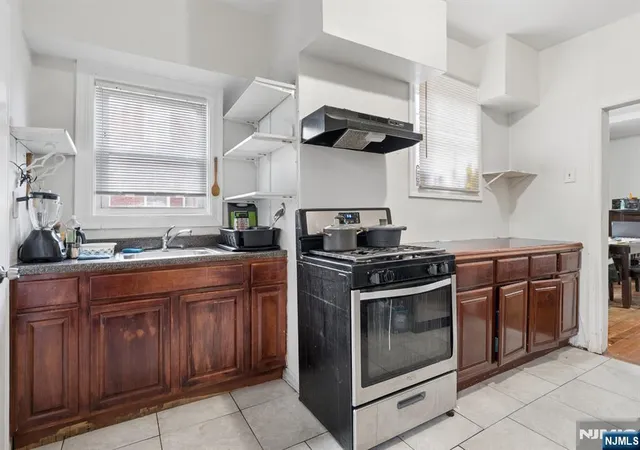 Photo 4 of Multi family home for sale at 126 Verona Ave, Newark, NJ 07104 | MLS# 26034154 | Listing updated on 2026-09-14