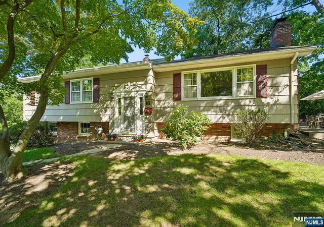 Photo 1 of Sale Pending at 16 Darlene Ter, Twp Of Washington, NJ 07676 | MLS# 26034211 | Listing updated on 2026-10-14