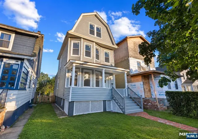 Photo 1 of Single family home for sale at 190 Watchung Ave, West Orange, NJ 07052 | MLS# 26034217 | Listing updated on 2026-09-20