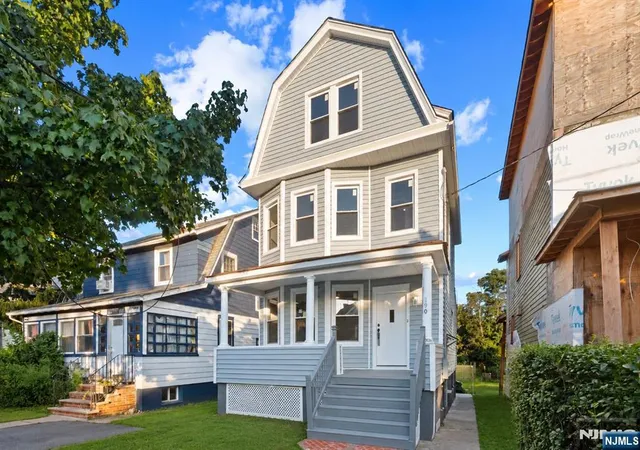 Photo 2 of Single family home for sale at 190 Watchung Ave, West Orange, NJ 07052 | MLS# 26034217 | Listing updated on 2026-09-20