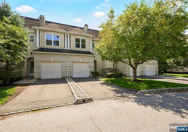 Townhouse for sale at 8003 Brittany Dr, Wayne, NJ 07470 | MLS# 26034295