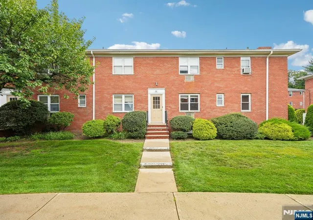 Photo 1 of Condo for sale at 61 Knox Ter #1A, Wayne, NJ 07470 | MLS# 26034345 | Listing updated on 2026-09-20