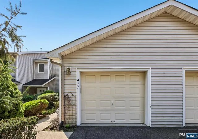 Photo 45 of Townhouse for sale at 411 Heights Dr #8, Haledon, NJ 07508 | MLS# 26034351 | Listing updated on 2026-10-09