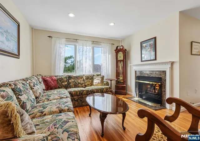 Photo 4 of Townhouse for sale at 411 Heights Dr #8, Haledon, NJ 07508 | MLS# 26034351 | Listing updated on 2026-10-06