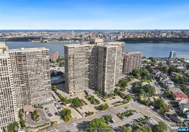 Photo 1 of Condo for sale at 200 Winston Dr #1502, Cliffside Park, NJ 07010 | MLS# 26034355 | Listing updated on 2026-09-22