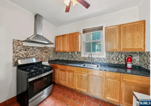 Photo 4 of Sale Pending at 171 Burgess Pl, Passaic, NJ 07055 | MLS# 26034369 | Listing updated on 2026-09-28