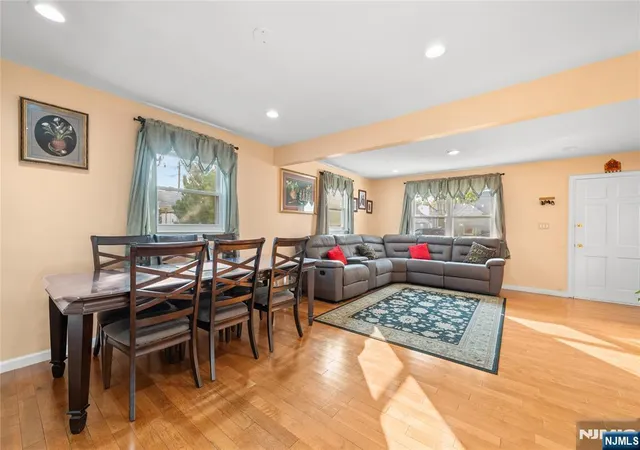 Photo 4 of Single family home for sale at 109 Maple Hl Rd, Clifton, NJ 07013 | MLS# 26034372 | Listing updated on 2026-09-10
