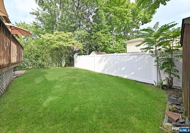 Photo 3 of Sale Pending at 700 Evans St, Paramus, NJ 07652 | MLS# 26034379 | Listing updated on 2026-10-13