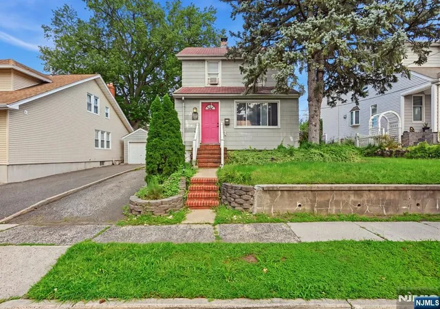 Photo 1 of Sale Pending at 809 Elm Ave, Ridgefield, NJ 07657 | MLS# 26034434 | Listing updated on 2026-10-13