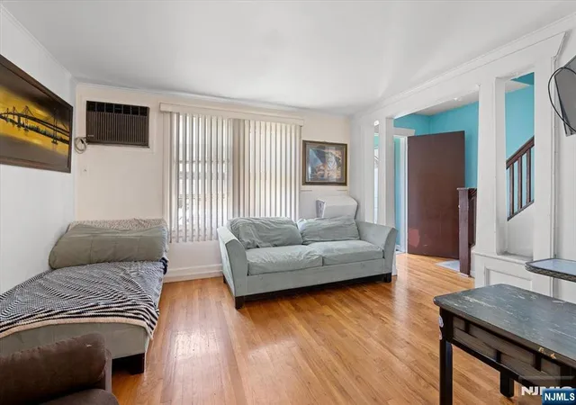 Photo 3 of Single family home for sale at 322 Kaplan Ave, Hackensack, NJ 07601 | MLS# 26034473 | Listing updated on 2026-10-13