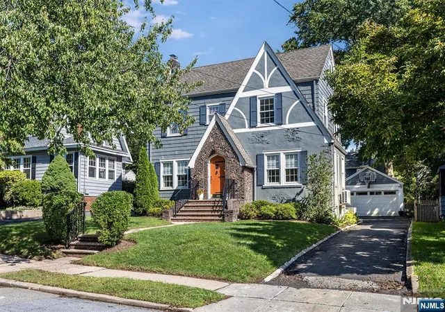 Single family home for sale at 10 Colgate Rd, Maplewood, NJ 07040 | MLS# 26034532