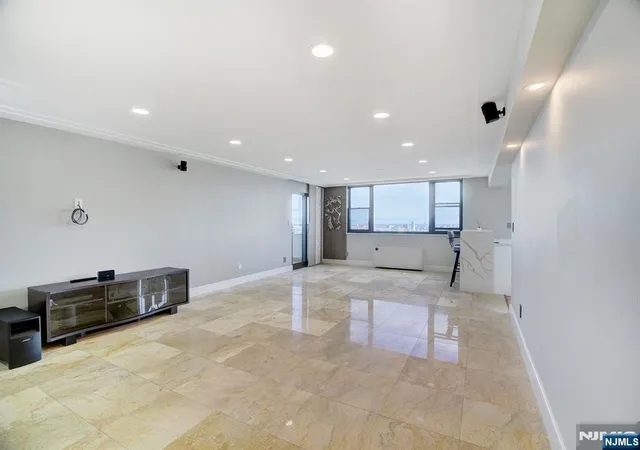 Photo 3 of Condo for sale at 250 Gorge Rd #29L, Cliffside Park, NJ 07010 | MLS# 26034581 | Listing updated on 2026-10-10