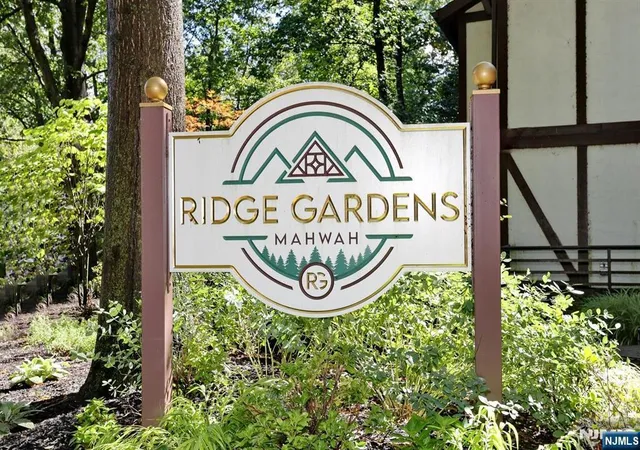 Photo 2 of Sale Pending at 3916 Melville Ct #3916, Mahwah, NJ 07430 | MLS# 26034619 | Listing updated on 2026-09-25