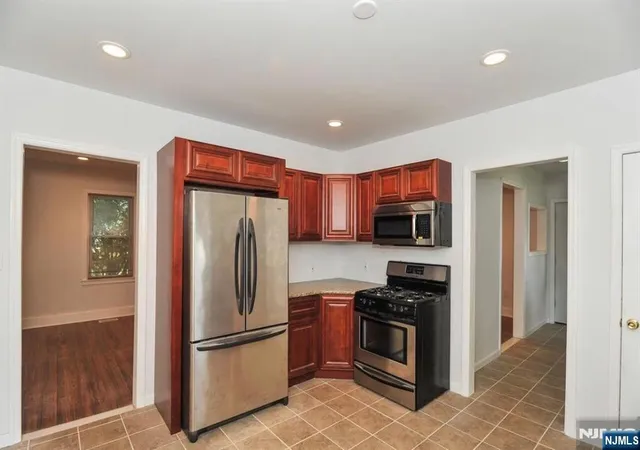 Single family home for sale at 280-282 Seneca Pl, Plainfield, NJ 07062 | MLS# 26034766 | Listing updated on 2026-10-13