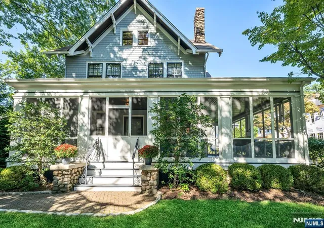 Photo 2 of Sale Pending at 50 N Van Dien Ave, Ridgewood, NJ 07450 | MLS# 26034770 | Listing updated on 2026-10-13