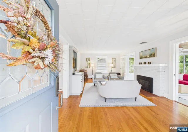 Photo 3 of Sale Pending at 77 Lake Ave, Midland Park, NJ 07432 | MLS# 26034817 | Listing updated on 2026-10-13