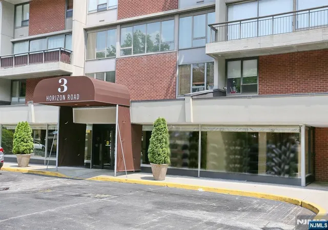 Photo 1 of Condo for sale at 3 Horizon Rd #1432, Fort Lee, NJ 07024 | MLS# 26034827 | Listing updated on 2026-09-14