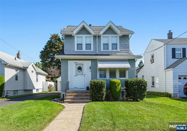 Photo 1 of Single family home for sale at 98 Davis Ave, Hackensack, NJ 07601 | MLS# 26034852 | Listing updated on 2026-10-13