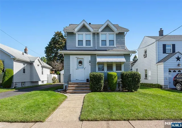 Photo 2 of Single family home for sale at 98 Davis Ave, Hackensack, NJ 07601 | MLS# 26034852 | Listing updated on 2026-10-13