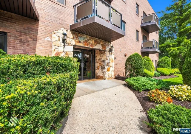 Photo 2 of Condo for sale at 279 Clark St #A9, Hackensack, NJ 07601 | MLS# 26034893 | Listing updated on 2026-10-04