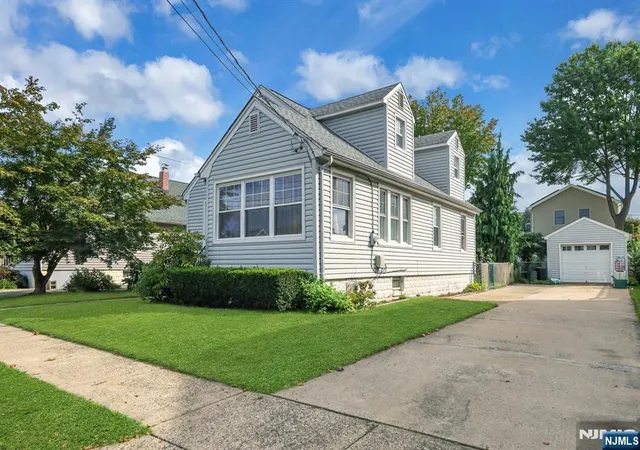 Photo 3 of Single family home for sale at 14 19 4th Street, Fair Lawn, NJ 07410 | MLS# 26034939 | Listing updated on 2026-10-15