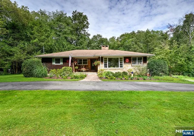 Photo 1 of Sale Pending at 253 Kerrs Cor Rd, Frelinghuysen, NJ 07825 | MLS# 26035039 | Listing updated on 2026-10-13