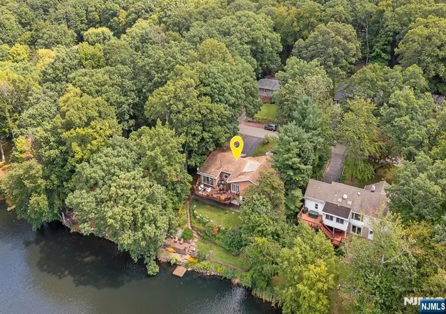 Photo 3 of Single family home for sale at 158 Kitchell Lake Dr, West Milford, NJ 07480 | MLS# 26035122 | Listing updated on 2026-10-13