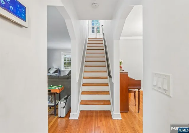 Photo 2 of Sale Pending at 467 Voorhees St, Englewood, NJ 07631 | MLS# 26035124 | Listing updated on 2026-10-13