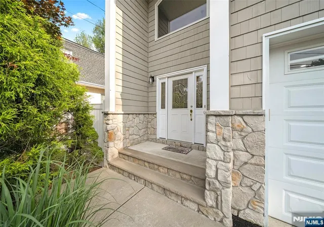 Photo 2 of Single family home for sale at 15 Laurel Ave, Dumont, NJ 07628 | MLS# 26035174 | Listing updated on 2026-10-21