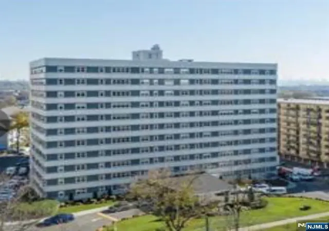 Photo 3 of Condo for sale at 280 Prospect Ave #5D, Hackensack, NJ 07601 | MLS# 26035221 | Listing updated on 2026-10-02