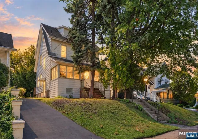 Photo 1 of Single family home for sale at 29 Luddington Ave, Clifton, NJ 07011 | MLS# 26035266 | Listing updated on 2026-10-28