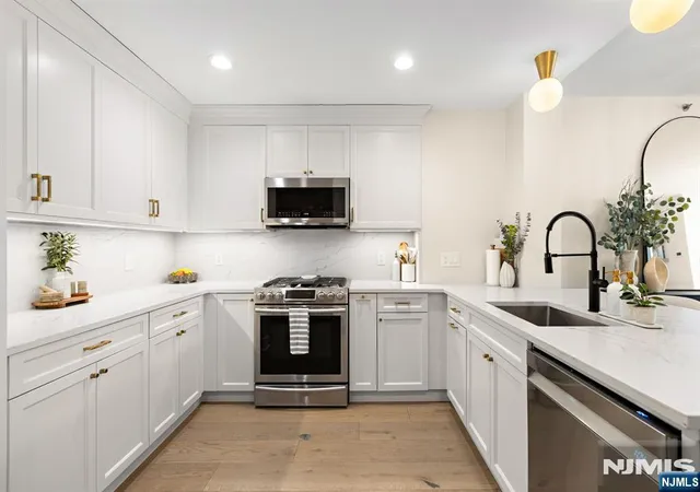 Listing Photo 2 - Condo for sale in building located at 1125 Maxwell Ln, Hoboken, NJ 07030 - Unit #434-436