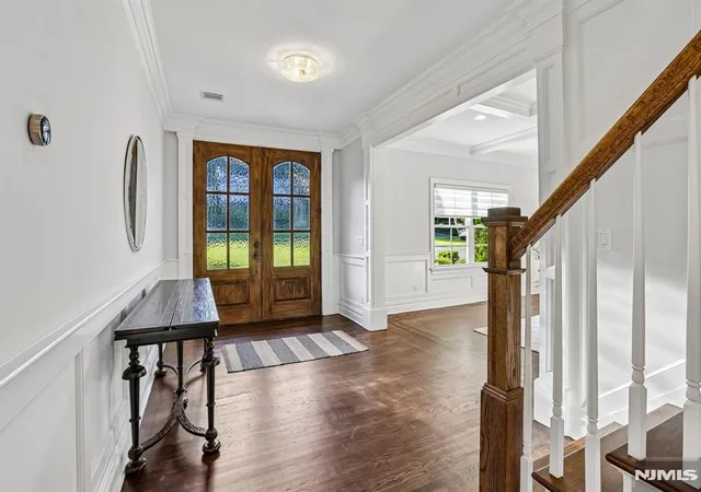Photo 3 of Sale Pending at 649 Westbrook Rd, Ridgewood, NJ 07450 | MLS# 26035317 | Listing updated on 2026-10-13