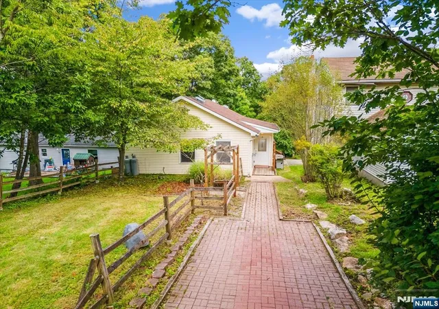 Photo 1 of Sale Pending at 25 Tansboro Rd, West Milford, NJ 07421 | MLS# 26035355 | Listing updated on 2026-10-13