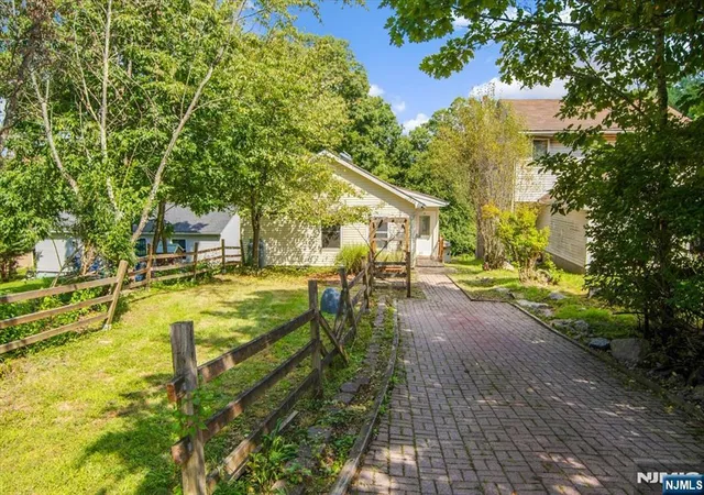 Photo 2 of Sale Pending at 25 Tansboro Rd, West Milford, NJ 07421 | MLS# 26035355 | Listing updated on 2026-10-13