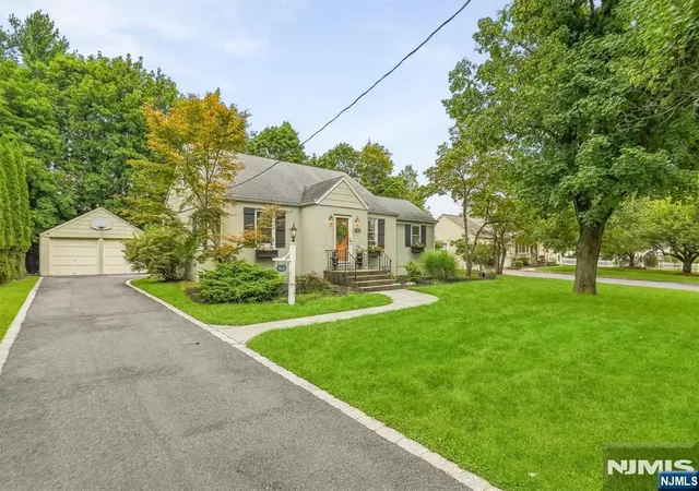 Photo 2 of Single family home for sale at 468 N Central Ave, Ramsey, NJ 07446 | MLS# 26035405 | Listing updated on 2026-10-13